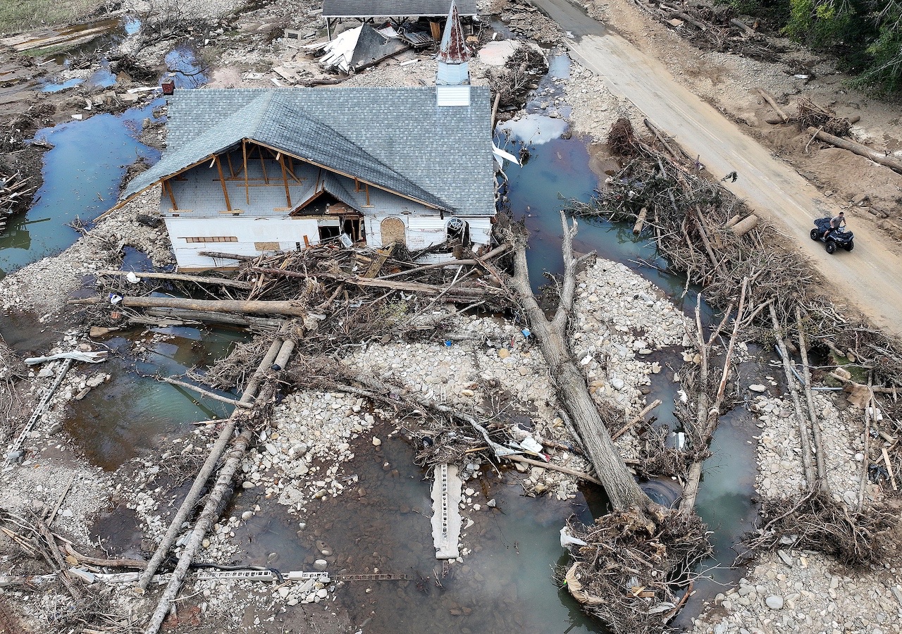 Death toll surpasses 230 as Helene sweeps over SE U.S.