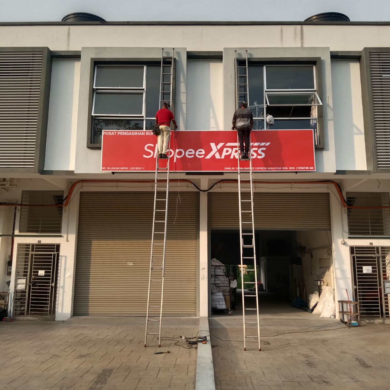 SHOPEE XPRESS METAL G.I SIGNAGE SIGNBOARD MAKER & INSTALLATION SERVICE ...