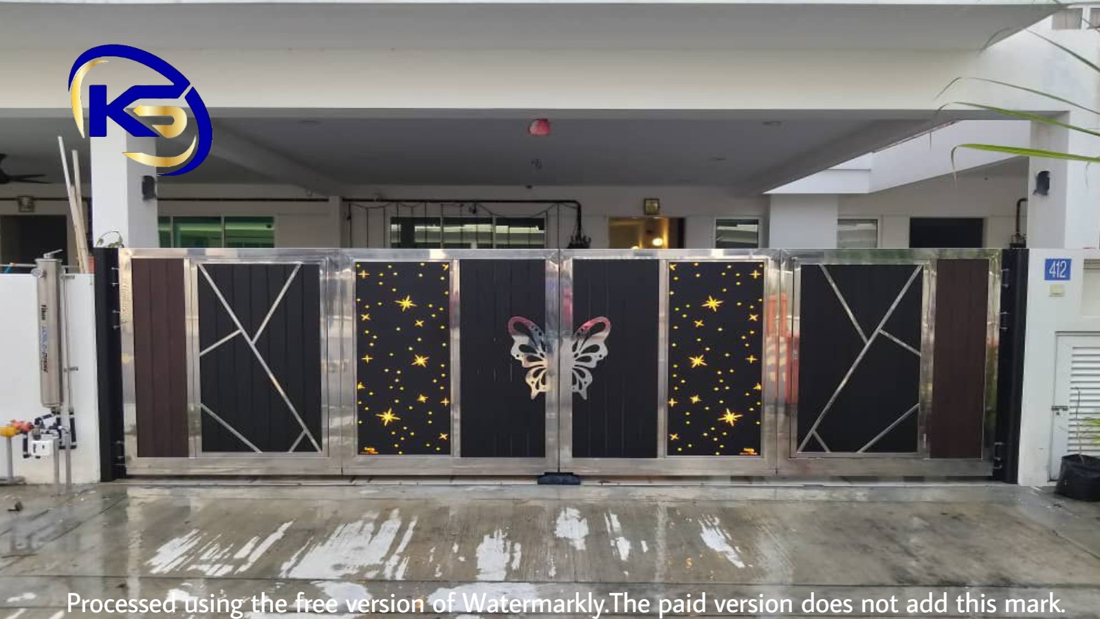 trackless folding gate ,  jalan suriaman n9