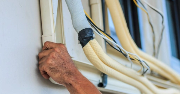 Air-Cond Pipe Insulation Techniques
