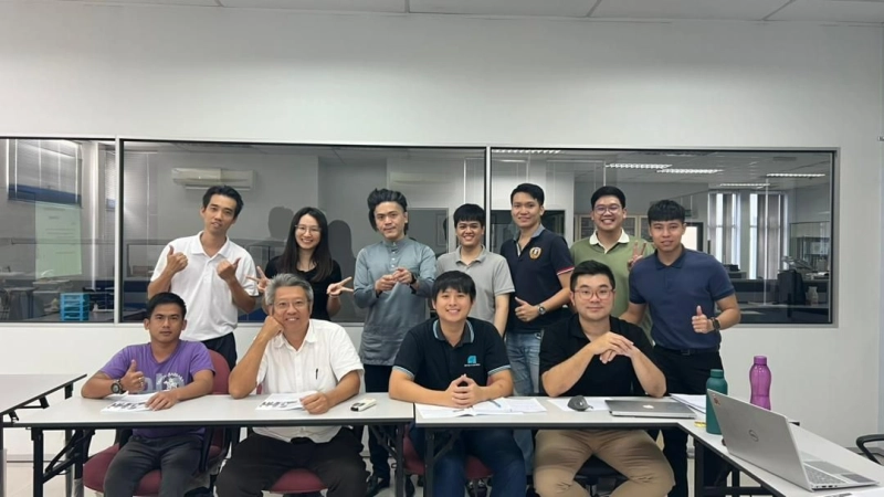 AIMS MOTION Team Completes Sales Training
