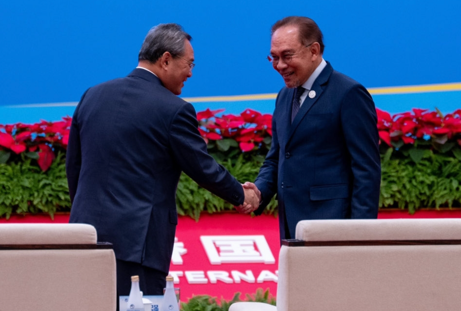Anwar holds bilateral meeting with Li Qiang, thanks China for BRICS support