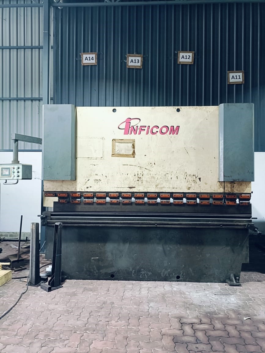 Used Hydraulic Pressbrake 250 Ton