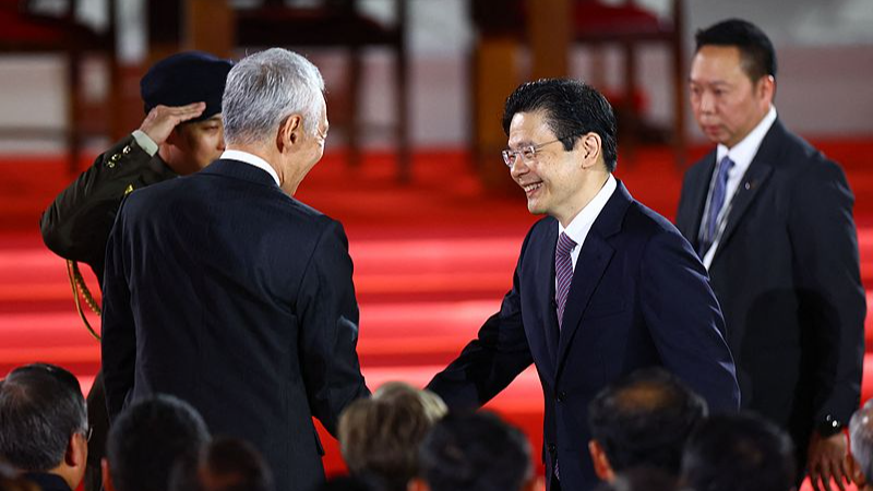 Lee Hsien Loong supports Lawrence Wong's bid to lead Singapore's ruling party