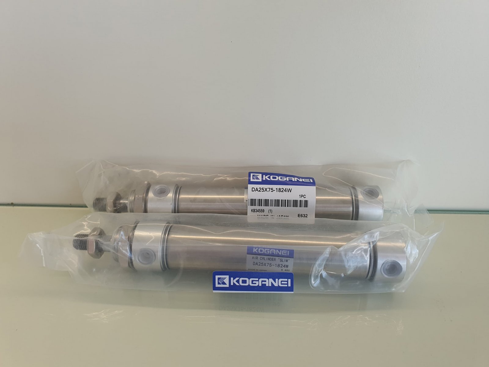 Koganei DA25X75-1824W Air Cylinder