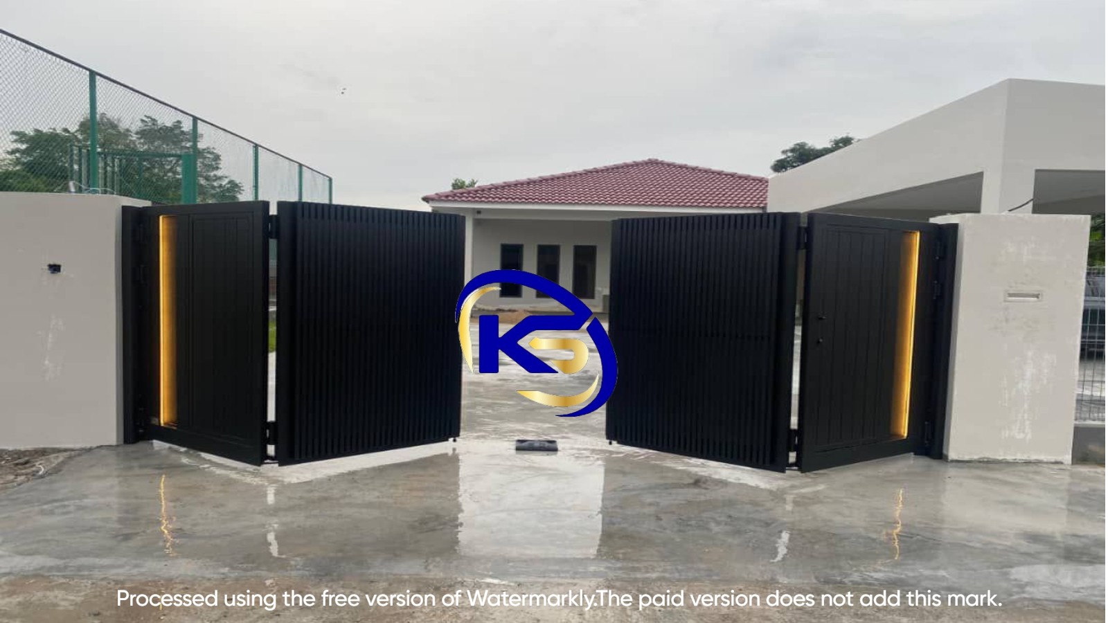 Trackless Folding Gate (PC) Jalan Gaya 3, Taman Gaya Ulu Tiram