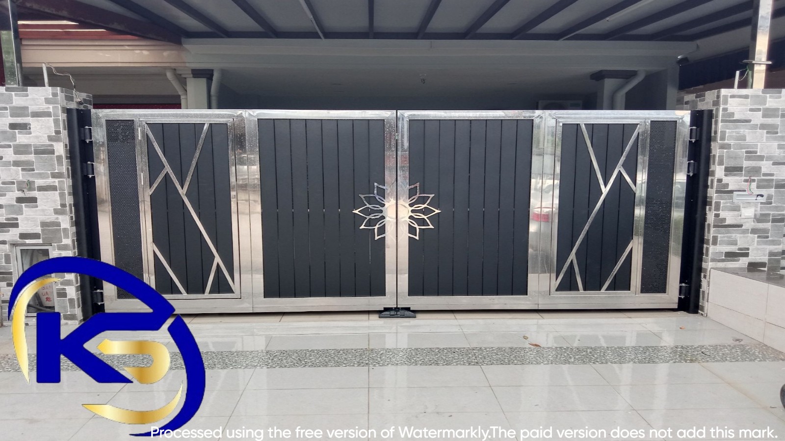 Trackless Folding Gate Center logo Jalan Pulai Utama 73, Skudai, Johor