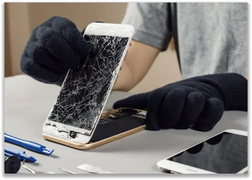 Mobile Phone LCD Replacement Service