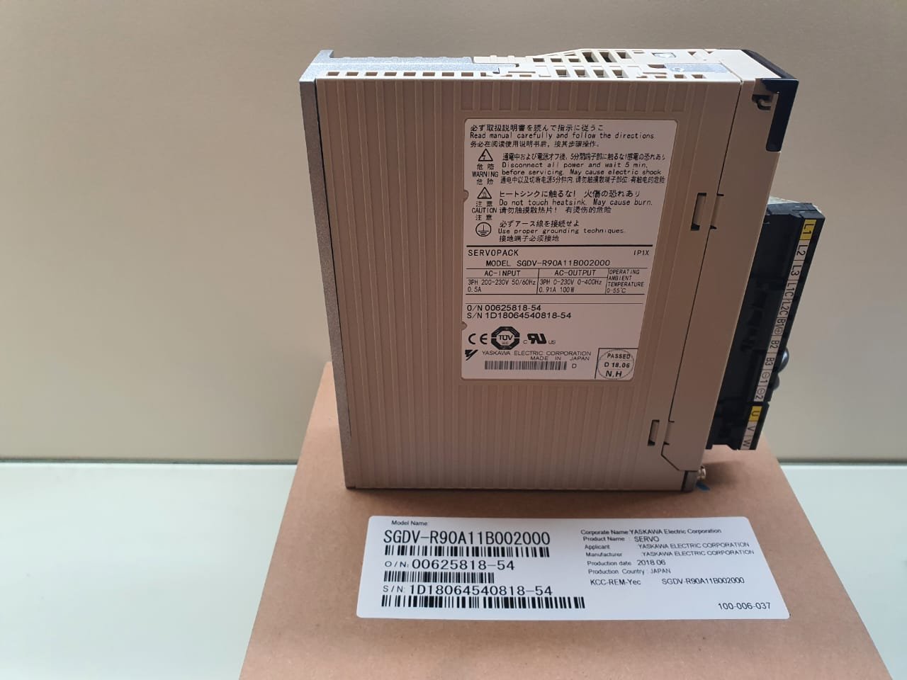 Yaskawa SGDV-R90A11B002000 Servo Drive Malaysia