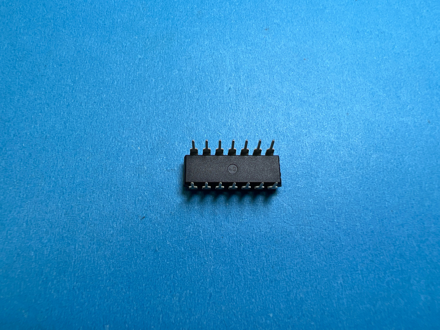 LM723N
