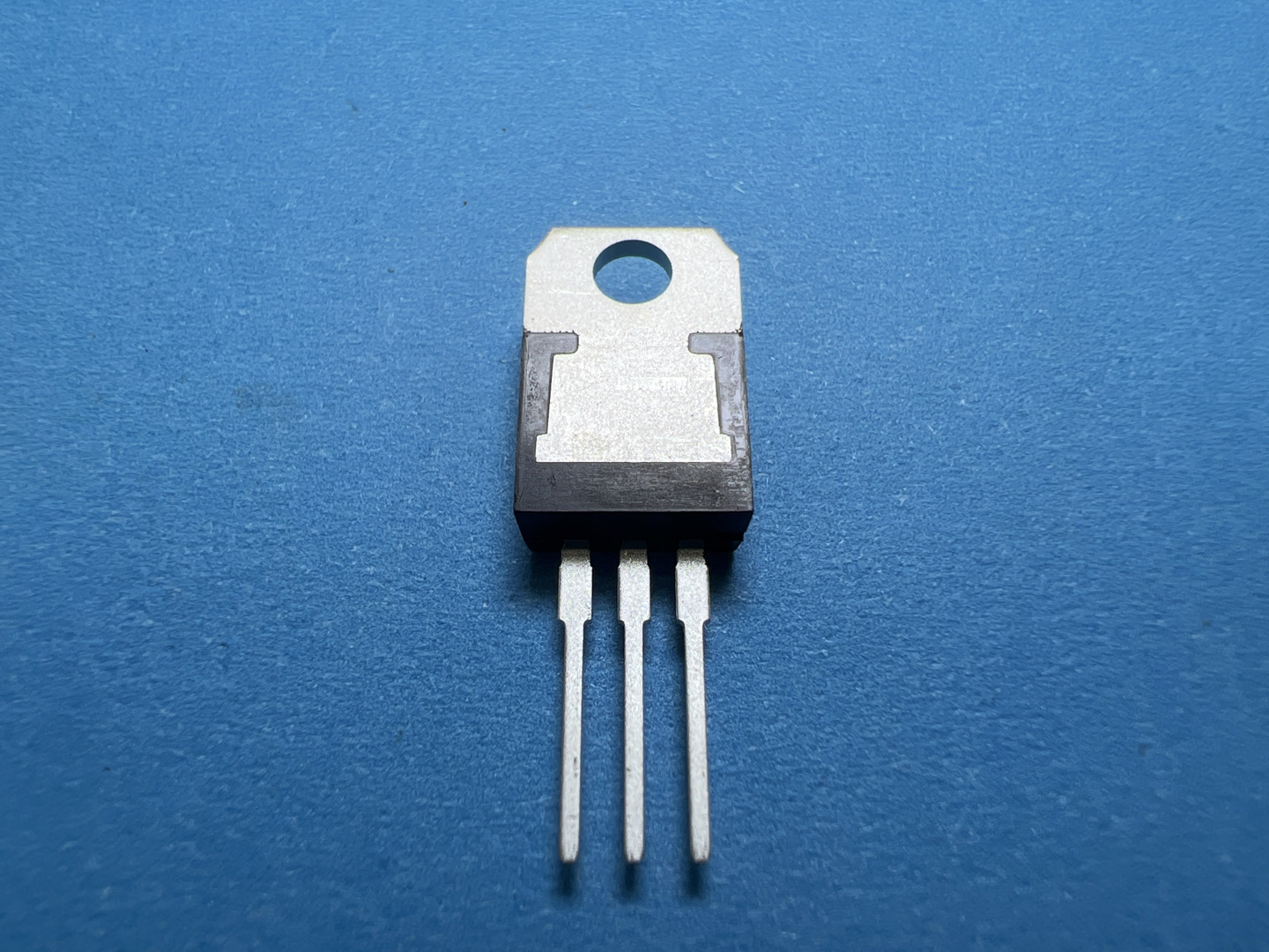 STP75NF75