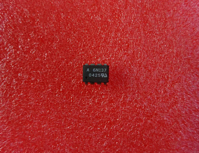 6N137