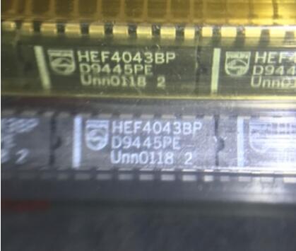 HEF4043BP