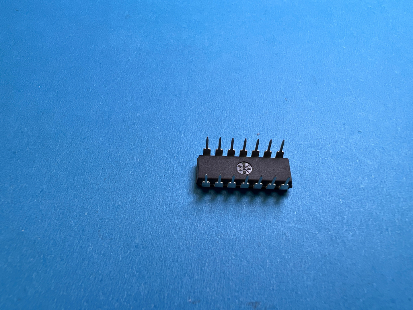 MC74F32N