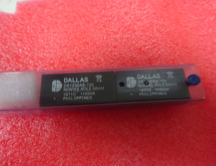 DS1230AB-120