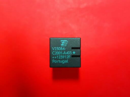 V23084-C2001-A403