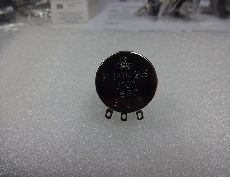 Rv24Yn 20S B102 1K 2W Single Turn Carbon Potentiometer(Adjustable Resistors)