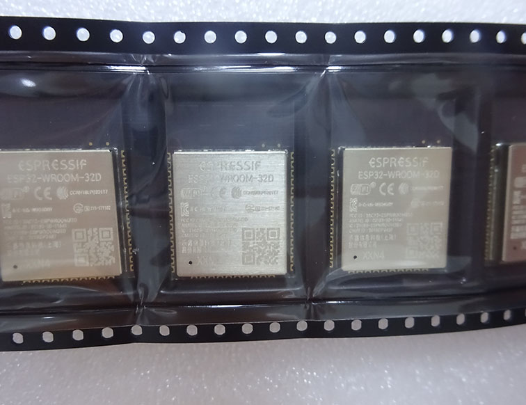 ESP32-WROOM-32D-N4