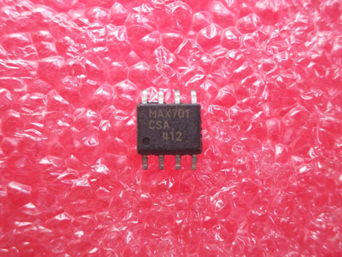 MAX701CSA