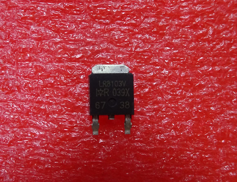 LR8103V