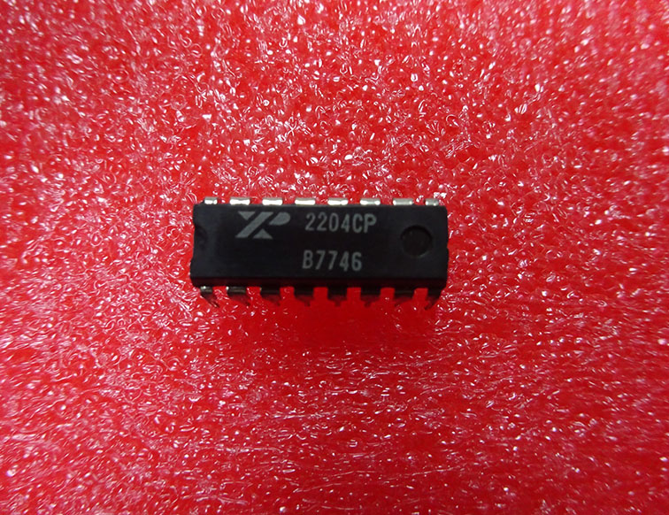 XR2204CP