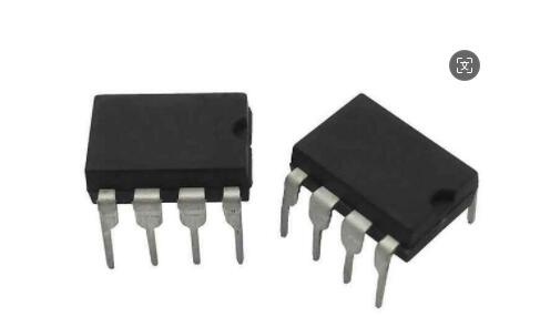 TL7705ACP.