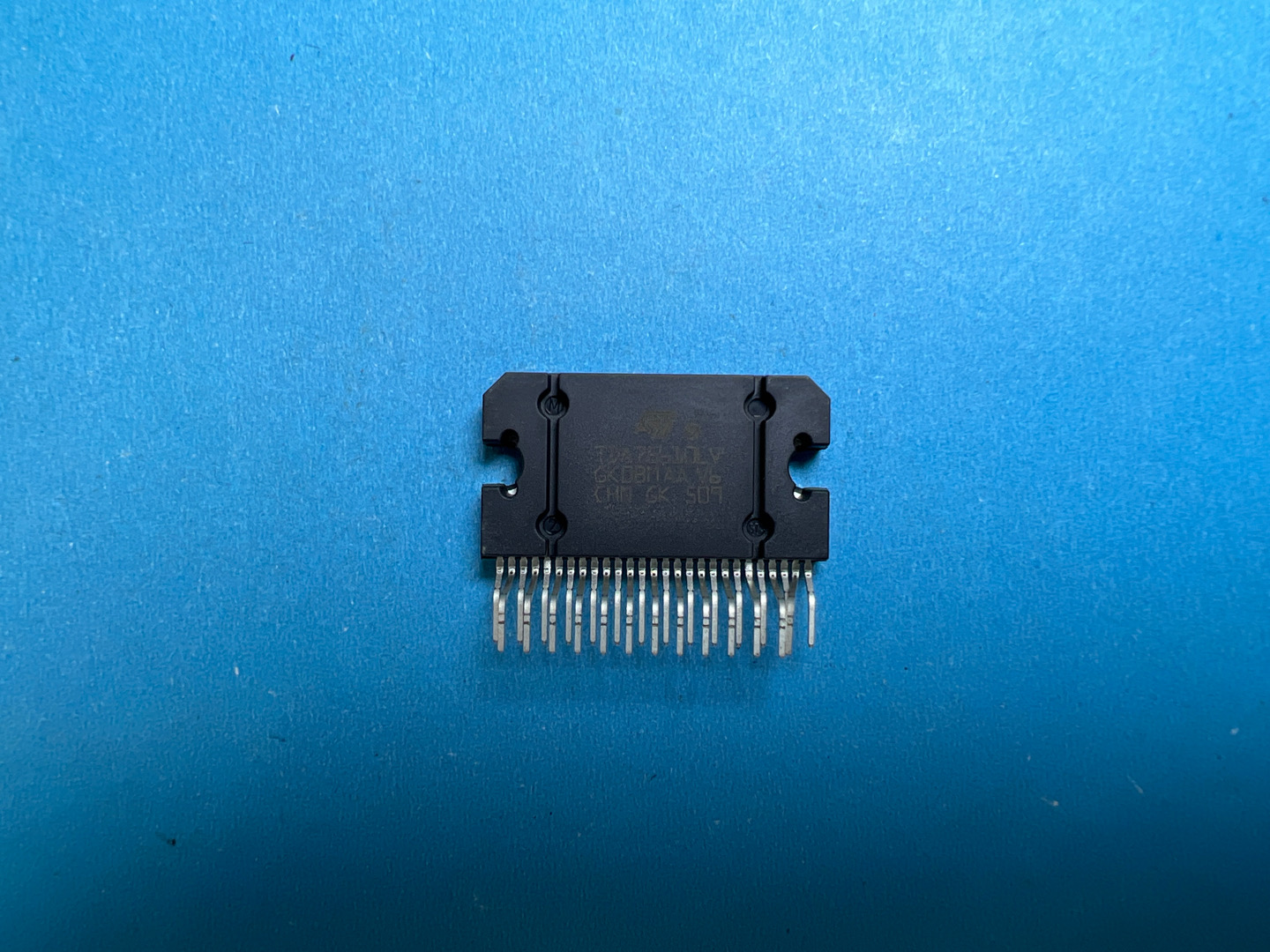 TDA75610LV