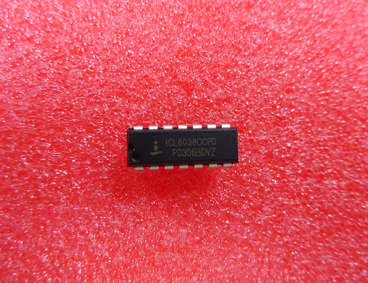 ICL8038