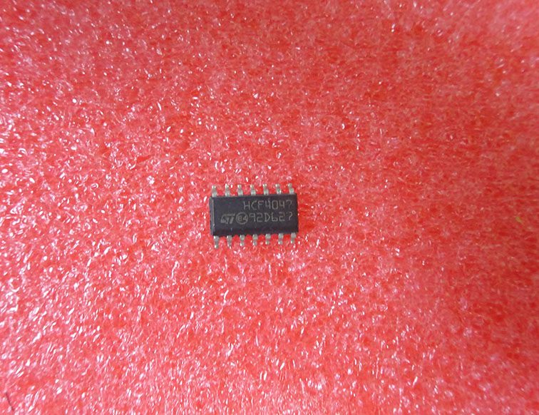 HCF4047