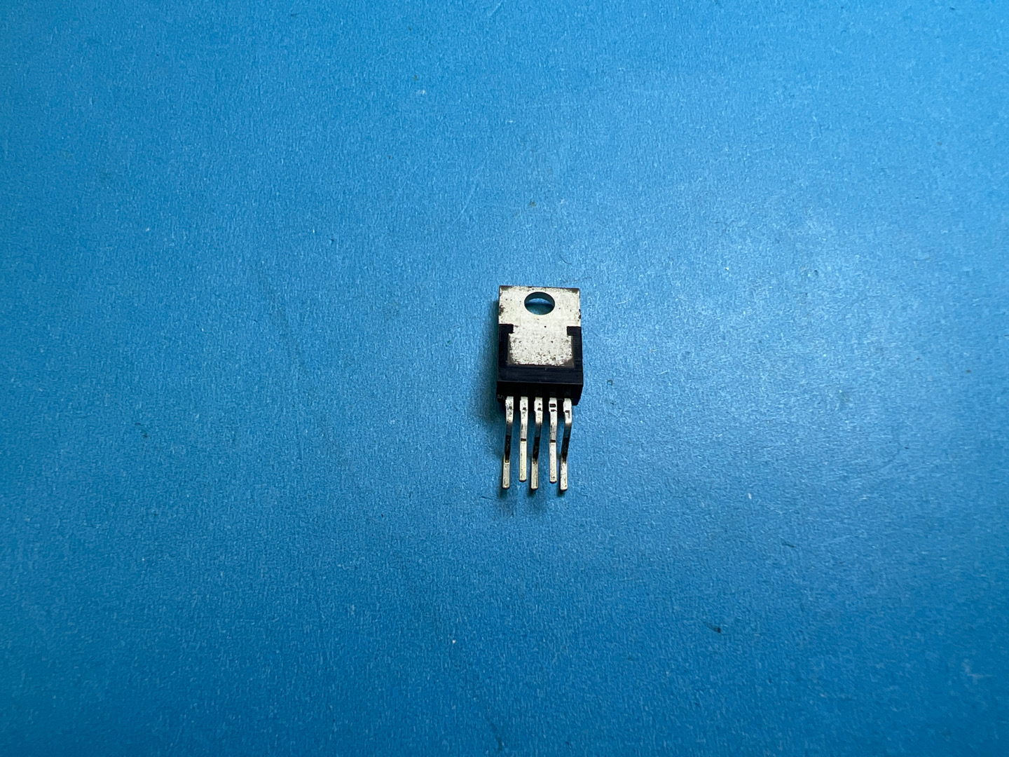 LM1875L