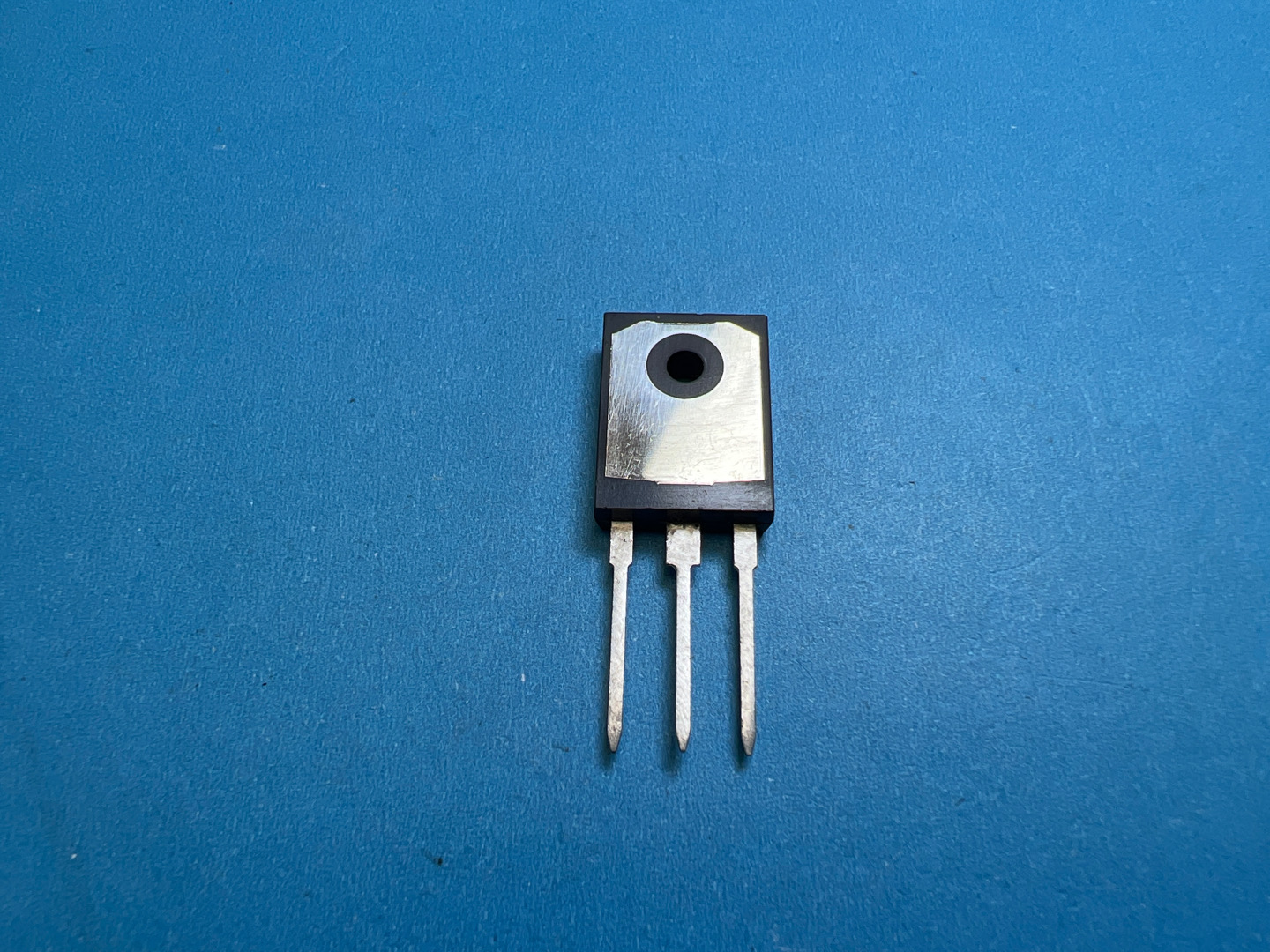 IXTH50N20