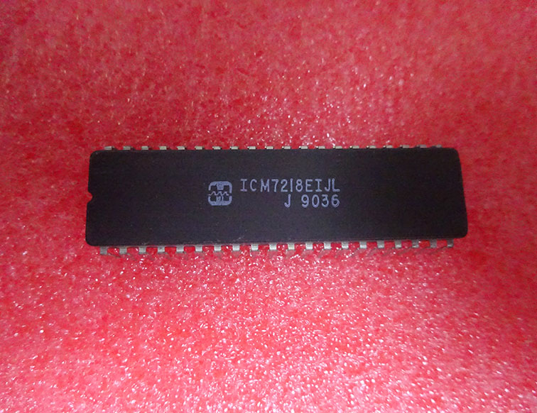 ICM7218EIJL