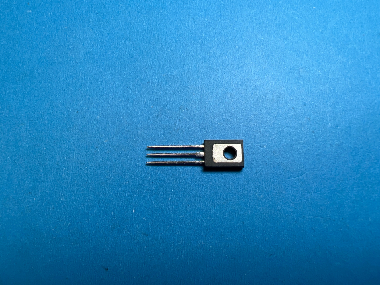 MJE802