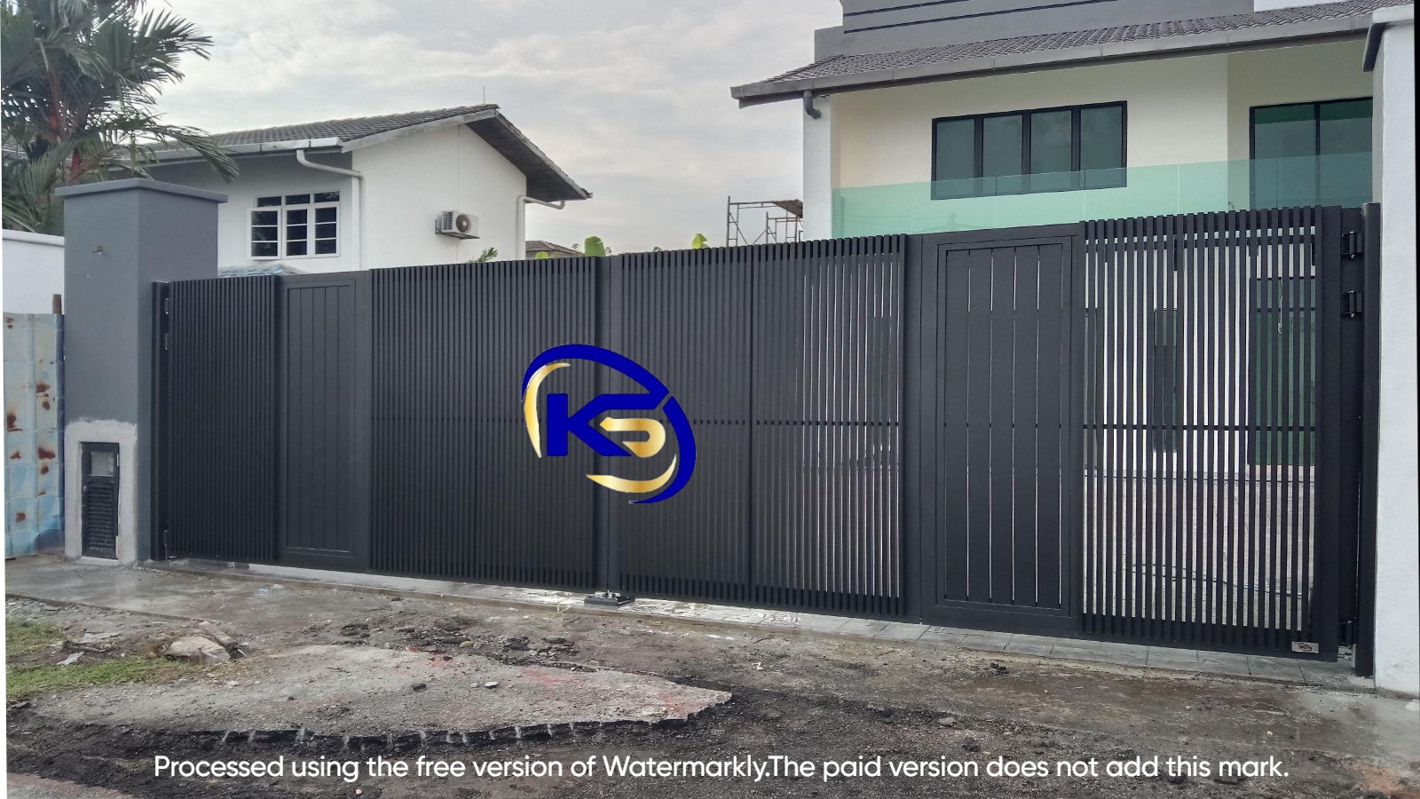 Trackless Folding Gate (PC) Jalan Hujan Batu 1,Taman Overseas Union, KL