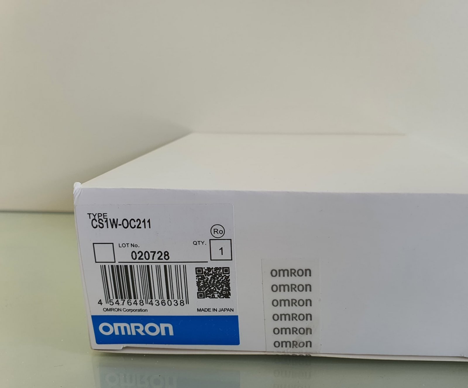 Omron CS1W-OC211 Input/Output Unit Malaysia