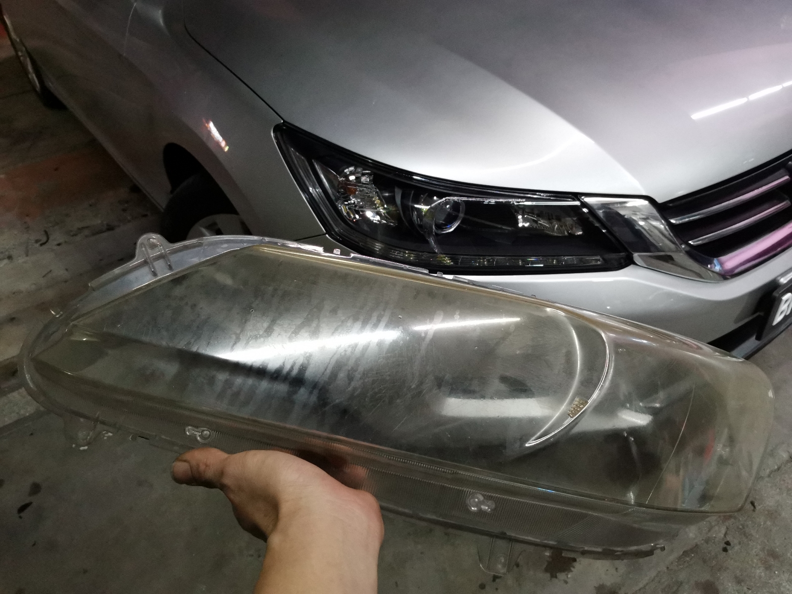 HEAD LAMP COVER 