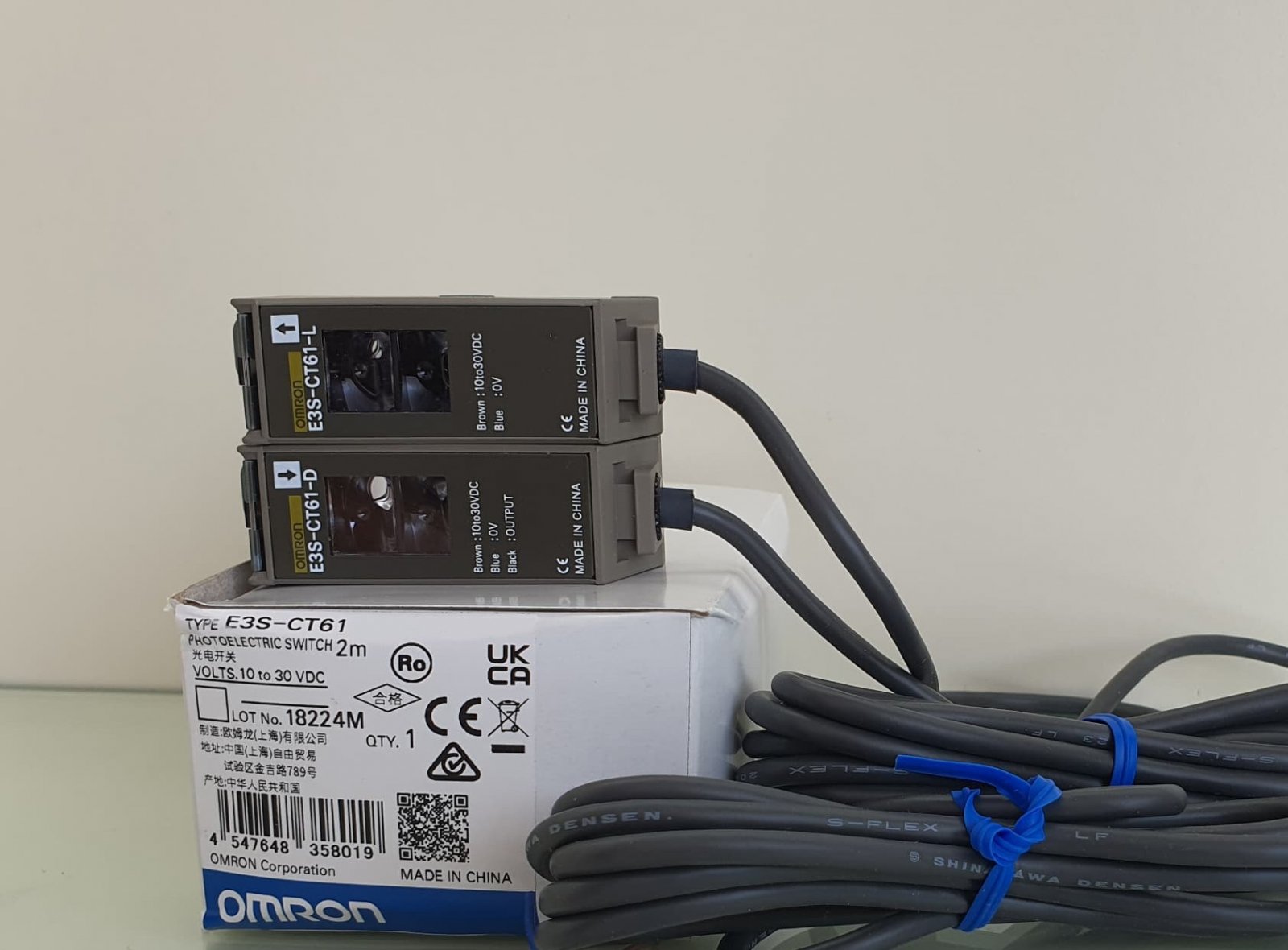 Omron E3S-CT61 2M Photoelectric Sensor Malaysia
