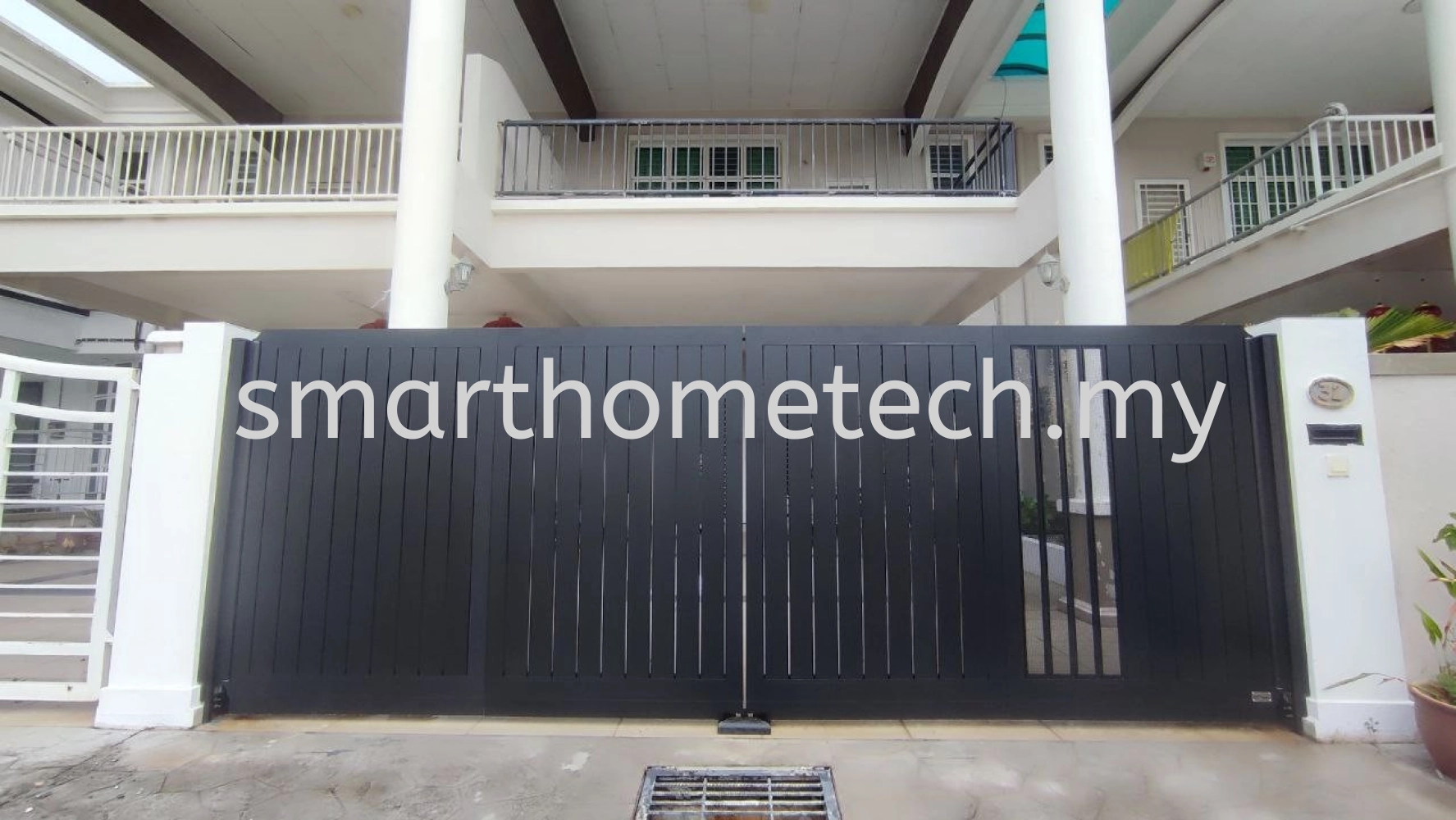 Trackless Fully Aluminium Gate Melaka, Malaysia Supplier, Supply ...