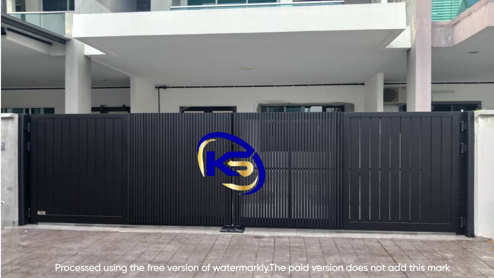 Trackless Folding Gate (PC) Laluan Tasek Pertama 1,Arena Tasek Pertama,Ipoh,Perak