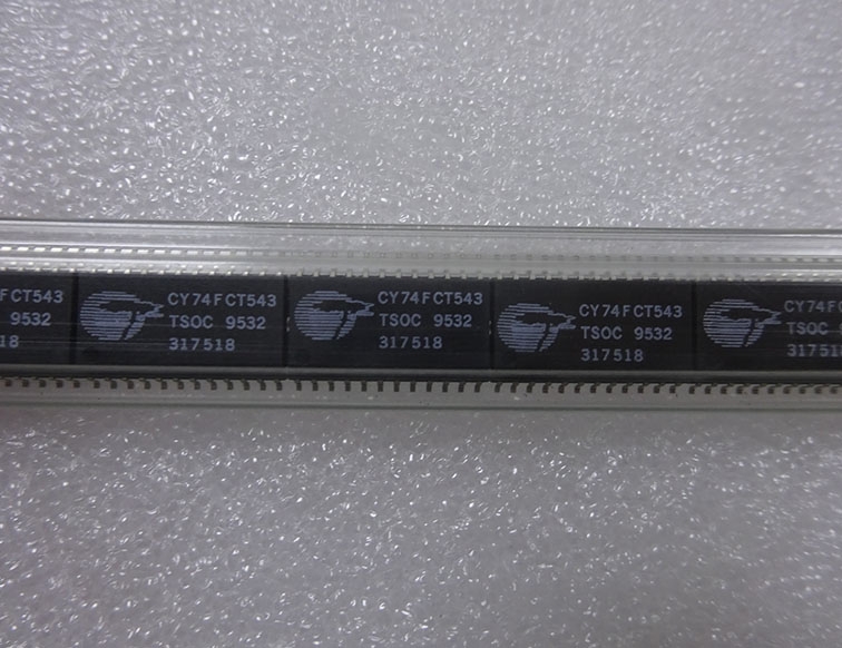 CY74FCT543TSOC