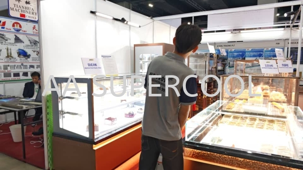 Cake display Freezer display case Commercial Refrigeration Selangor, Malaysia, Kuala Lumpur (KL), Petaling Jaya (PJ) Supplier, Suppliers, Supply, Supplies | AA Supercool Enterprise