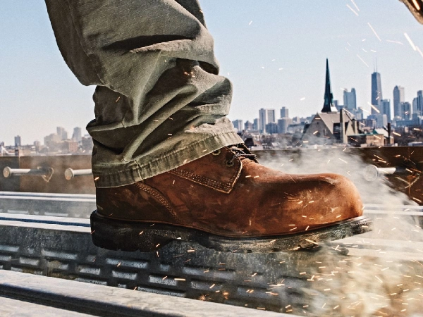 Why Workers Must Wear Safety Shoe in Malaysia?