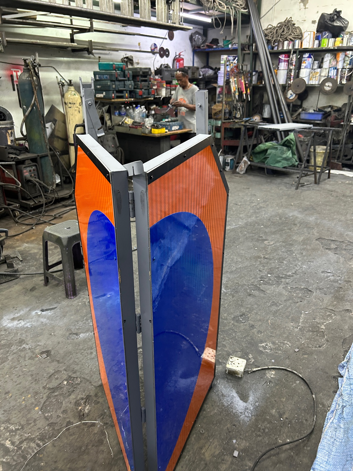 foldable roadsign