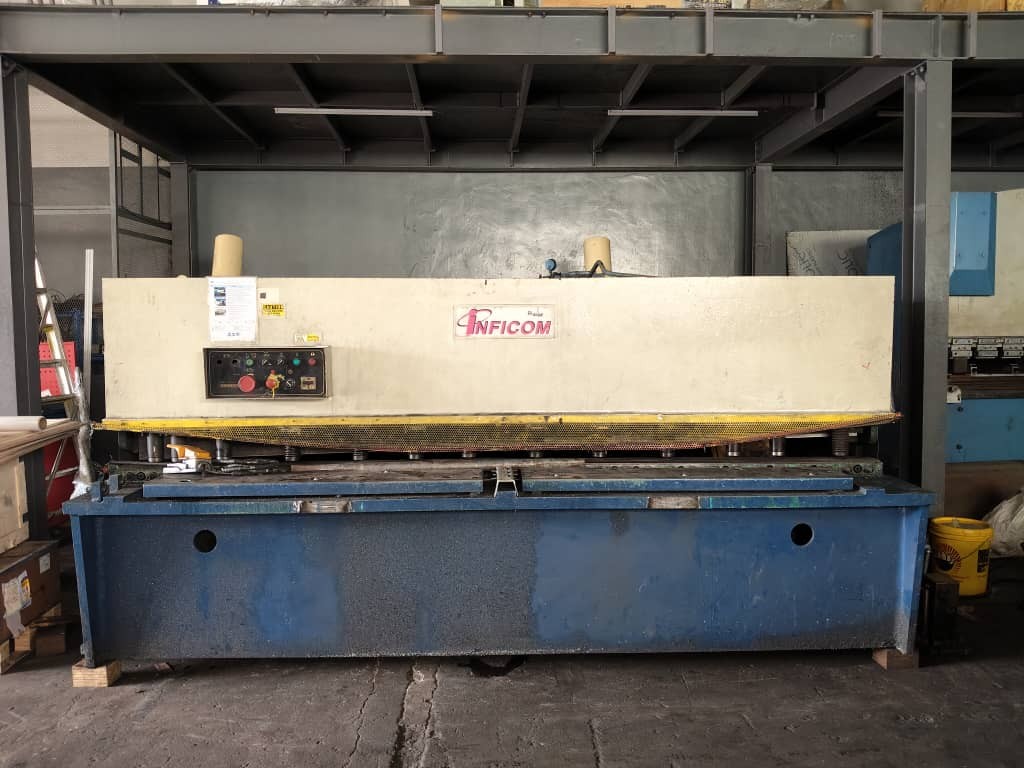 Used Hydraulic Cutting Machine