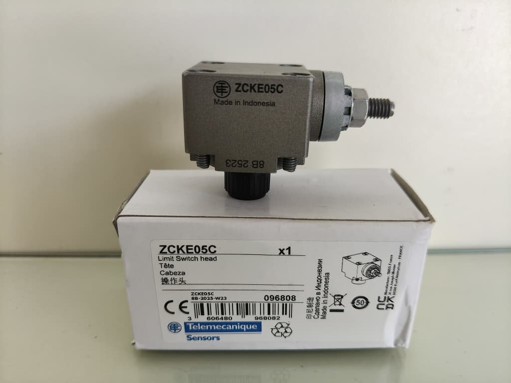 Telemecanique ZCKE05C Limit Switch Head Malaysia