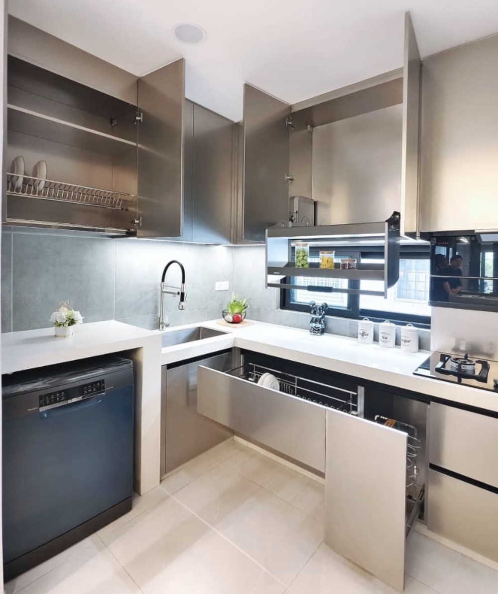 Stainless Steel Kitchen Cabinets