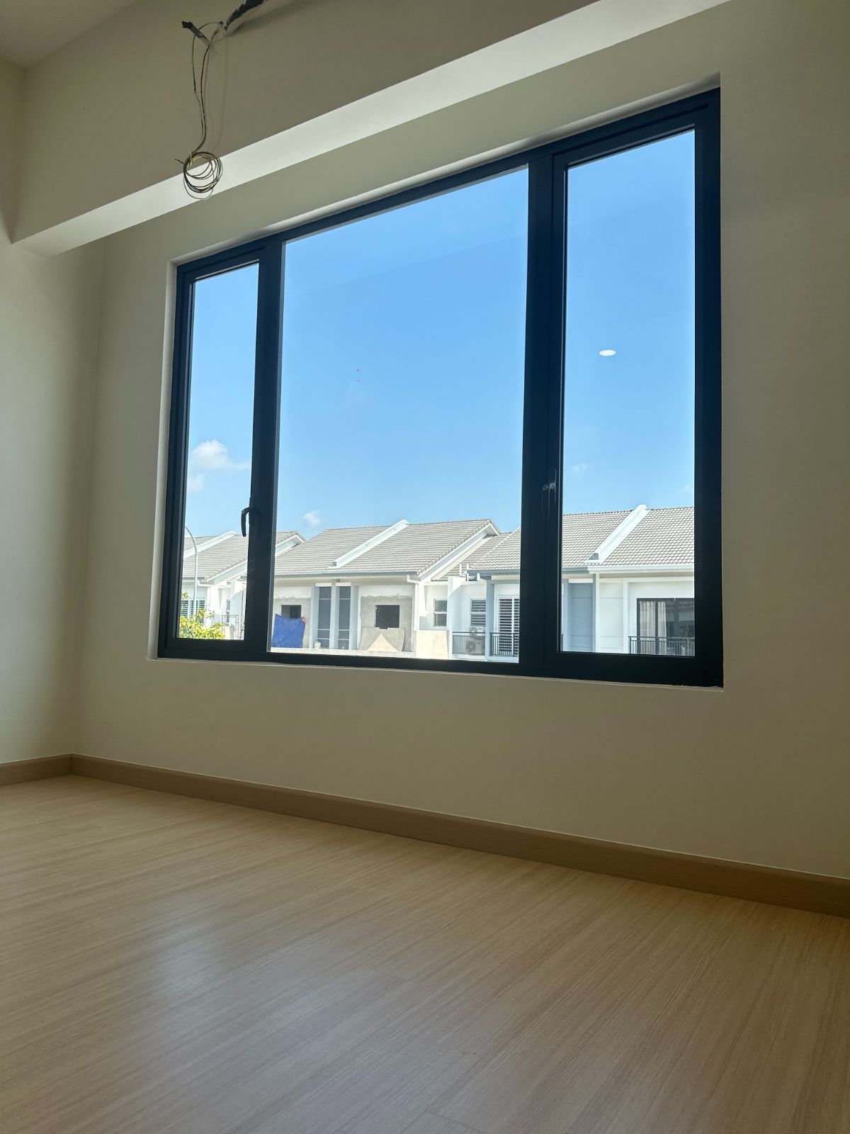 MULTIPOINT CASEMENT WINDOW Bayuemas Klang