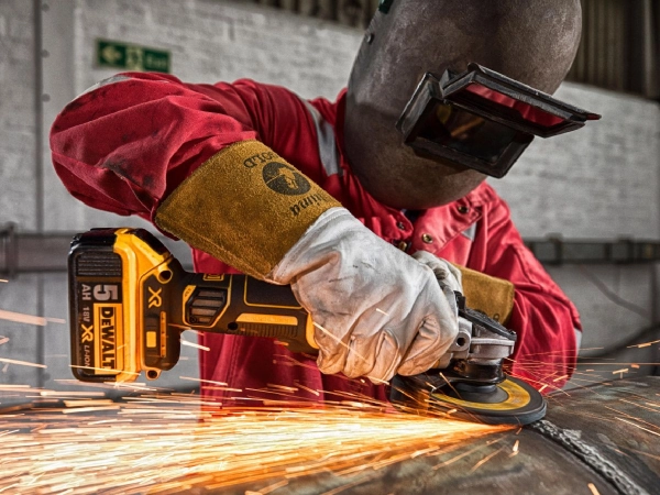 DeWalt Malaysia: Power Tools for Professionals and DIY Enthusiasts Alike
