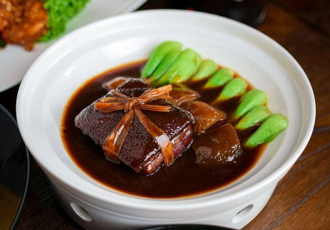 Dongpo Pork Specialty Restaurant KL / Mont Kiara