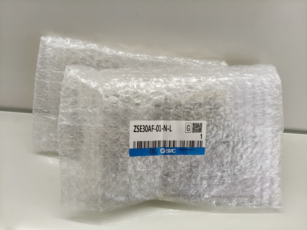 SMC ZSE30AF-01-N-L Digital Pressure Switch Malaysia